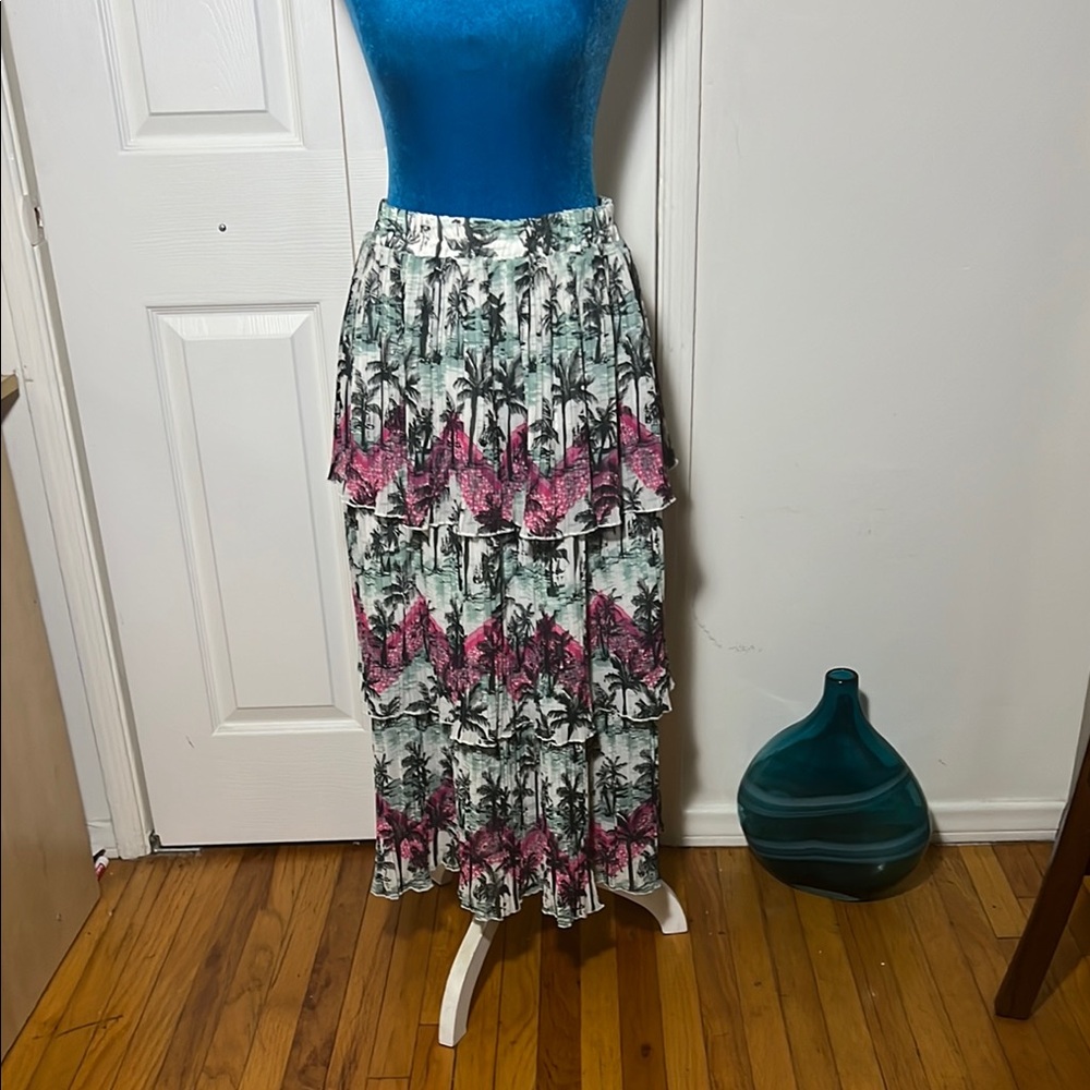 NWT ASOS Palm Tree Tiered Skirt Women’s 6